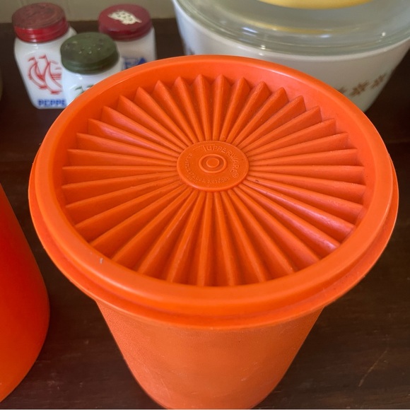 Vintage Tupperware Servalier Orange Canister Collection🧡 - Picture 10 of 10